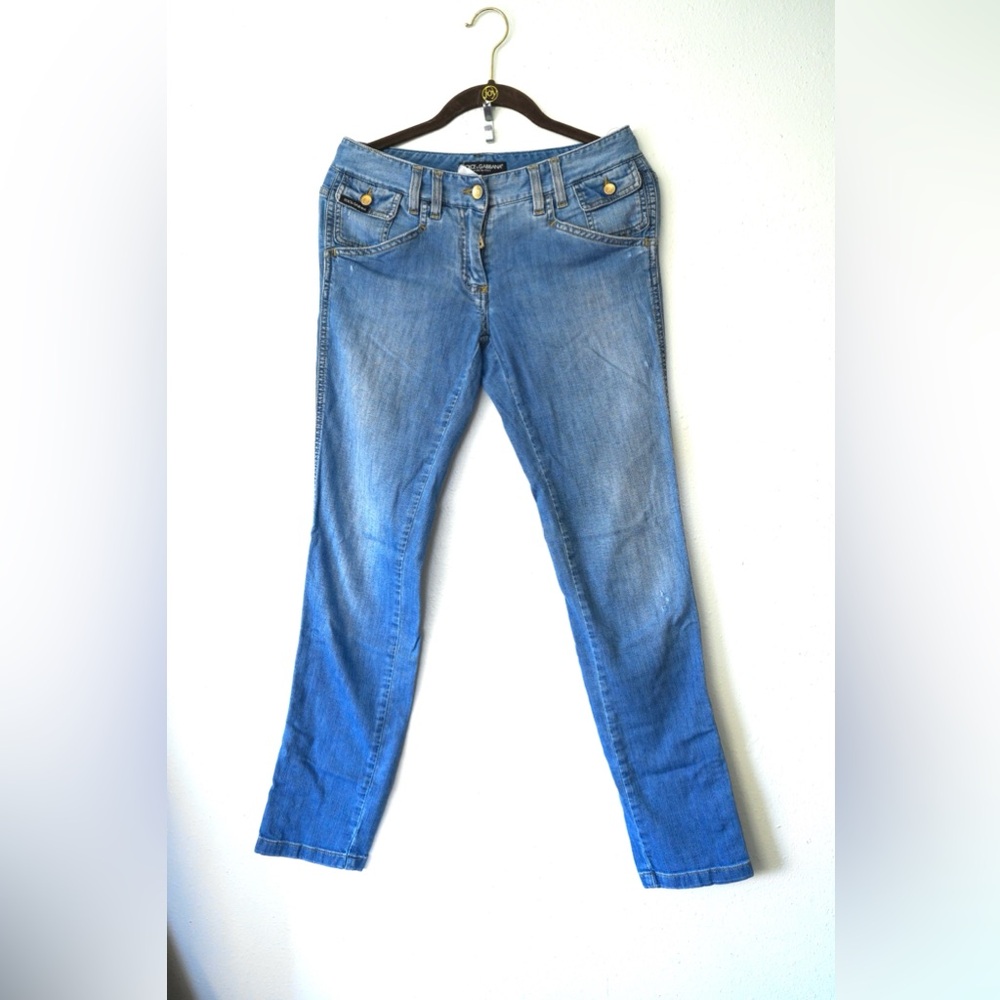 Dolce & Gabbana Metal Tile Logo Distressed Woman's Jeans Italy size 40 US size 6